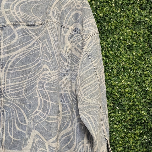 Calvin Klein Abstract Demin Jacket, Large - Picture 10 of 12